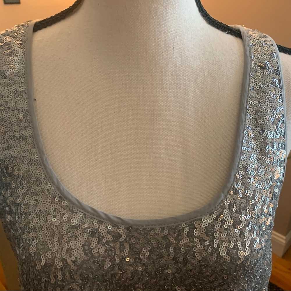GAP Shimmering Silver Tank Top - Picture 2 of 7